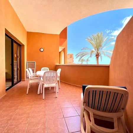 Studio By The Sea, Heated Pool, Wifi And Great View