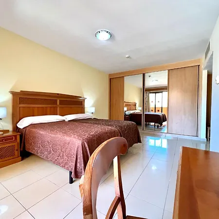 Διαμέρισμα Studio By The Sea, Heated Pool, Wifi And Great View